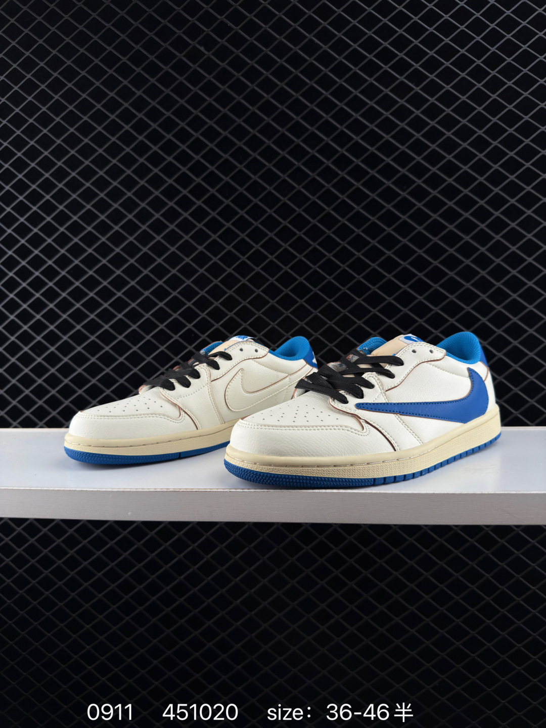 Travis Scott x Air Jordan 1 Low 